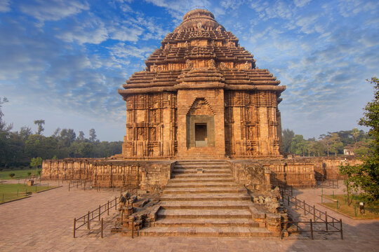PURI TO KONARK - KONARK DAY VISIT WITH JAGANNATH TEMPLE