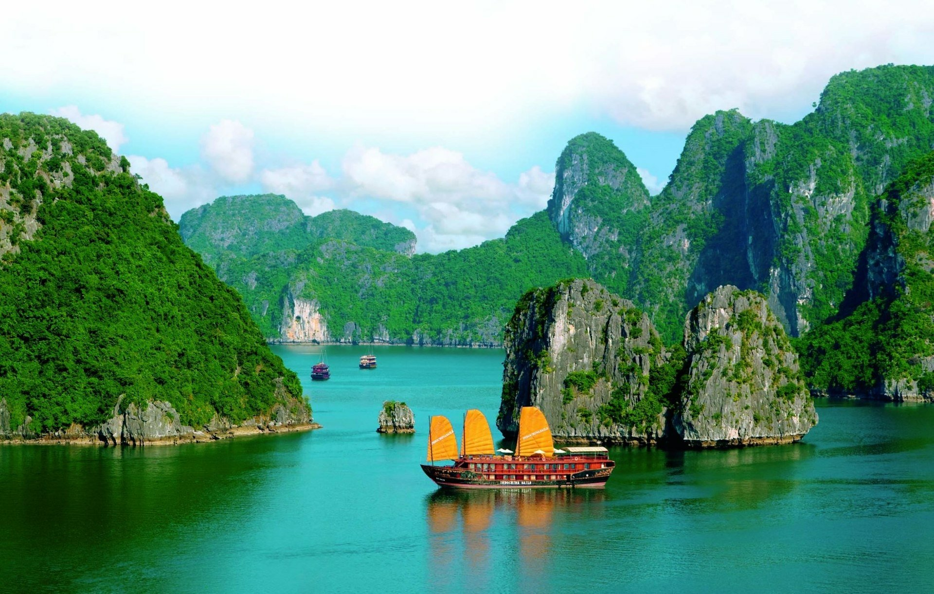 Vietnam with Thailand [11Night-12Days]