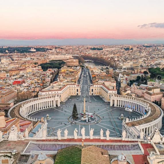Drive to the eternal city of Rome. Visit the world’s smallest country – the Vatican City and St. Peter’s Basilica only.