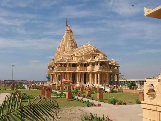 🛕 Gujarat Spiritual, Wildlife & Coastal Escape - 5N/6D