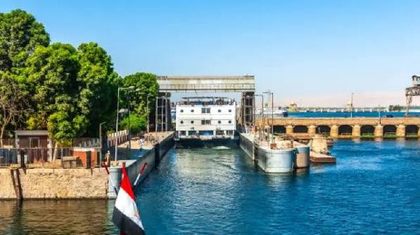 EDFU + ESNA LOCK + LUXOR EAST BANK
