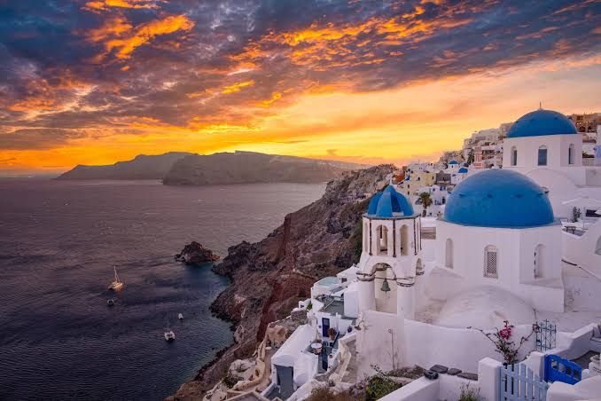 Santorini Tour & Oia Sunset.